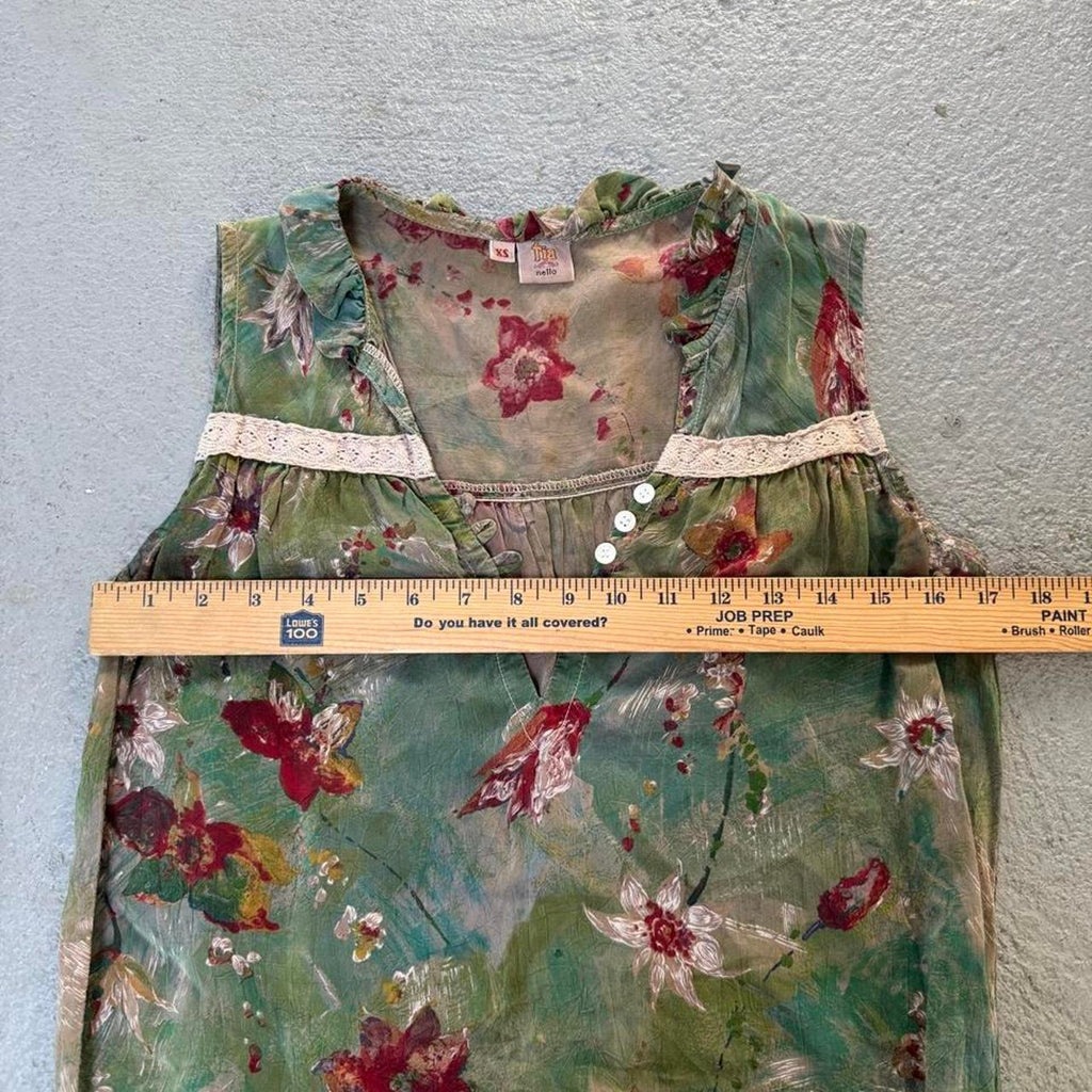 Vintage 2000’s Floral Top